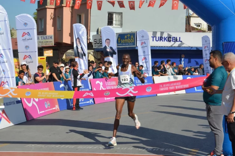 15. Uluslararası Tarsus Yarı Maratonu'nu Kenyalı atletler kazandı