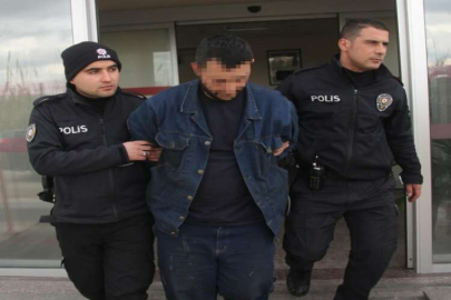 İstanbul’da kıskançlık krizi kanlı bitti! Eşini 5 yerinden bıçakladı