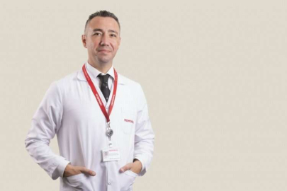 Uçlar: "Havuç, ayva gibi sert yiyecekleri 3 yaşından önce eline vermeyin" 