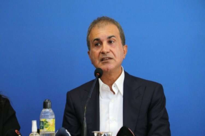 AK Parti Sözcüsü Çelik: "Cumhurbaşkanımız ile katil Netanyahu’yu mukayese eden bir cümlenin ekrana yansıtılmasını lanetliyoruz"