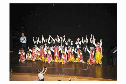 TOKİ Şehit Bahattin Kalaycı Ortaokulu  Yılsonu Gösterisi coşkulu geçti