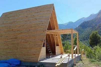 Pozantı’da yeni bungalov evler yapılıyor