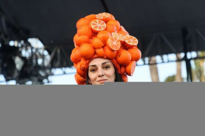 Mersin'de narenciye motifli kıyafetlerden oluşan defile yapıldı