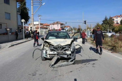 Gazipaşa’da otomobil ile motosiklet çarpıştı, 2 kişi yaralandı!