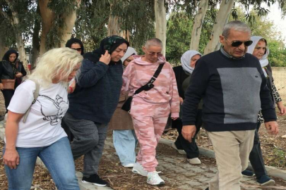 ADANA - Oyuncu Binnur Kaya'nın babasının cenazesi defnedildi