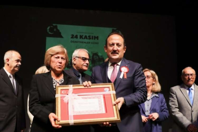 Adana, Mersin, Hatay ve Osmaniye'de 24 Kasım Öğretmenler Günü kutlandı