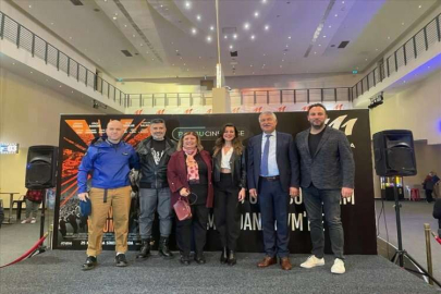 "Kendi Yolumda" filminin galası Adana'da yapıldı