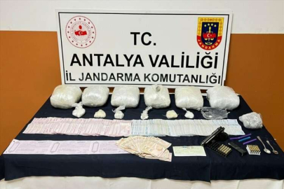 Alanya'da senetle uyuşturucu sattığı öne sürülen zanlı yakalandı