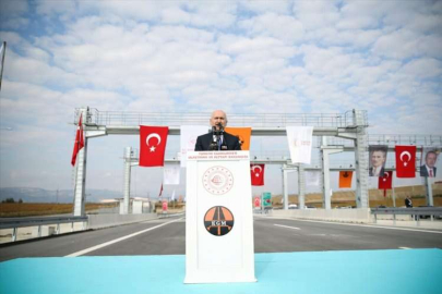 Bakan Karaismailoğlu, MTOSB otoyol bağlantı kavşağının açılışında konuştu: