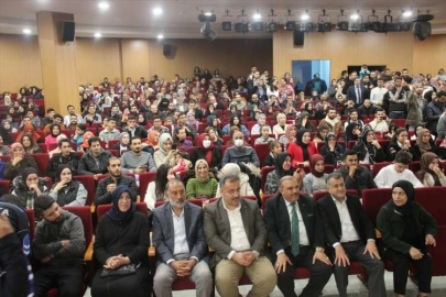 Yazar Hayati İnanç, Reyhanlı'da vatandaşlarla buluştu