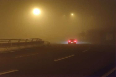 Hatay'da sis nedeniyle görüş mesafesi 10 metreye düştü