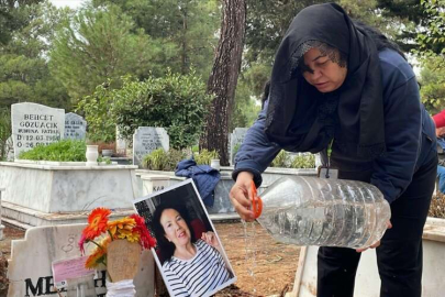 Sinema sanatçısı Hayal Sirer, Antalya'da son yolculuğuna uğurlandı