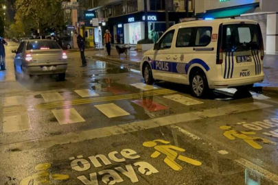 Adana'da iş yeri kurşunlandı