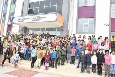 Hayırlı evlat babası adına okul yaptırdı