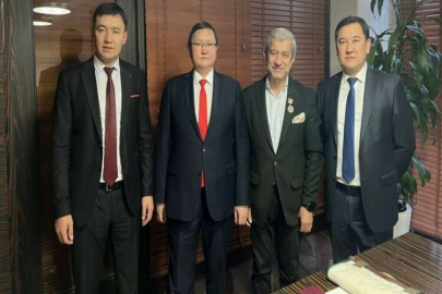 Kırgızistan'dan Mevlüt Yeni'ye onur ödülü