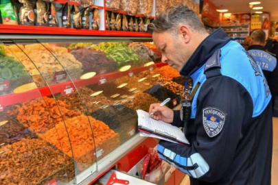 Mersin'de pastane ve kuruyemiş dükkanlarında denetim yapıldı