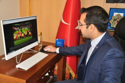 Sumbas Kaymakamı Taşkıran, AA'nın "Yılın Fotoğrafları" oylamasına katıldı