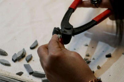 Hatay'da 500 bin doğal taşla 3 boyutlu zeytin ağacı mozaiği yapıldı