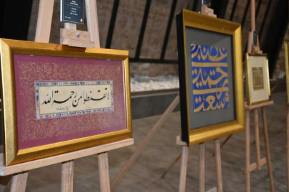 Yıldız Holding'in "Konuşan Yazılar" sergisi Konyalılarla buluştu