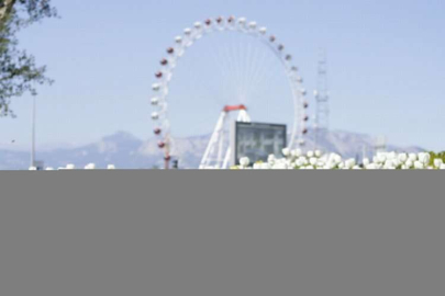 Antalya'da cadde peyzajında kuraklığa dayanıklı bitkiler kullanılıyor