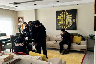 Mersin'de mahallede etkili olan koku nedeniyle AFAD ekipleri inceleme yaptı