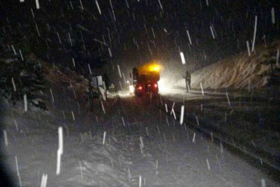 2000 rakımda eksi 10 derecede yoğun karla mücadele