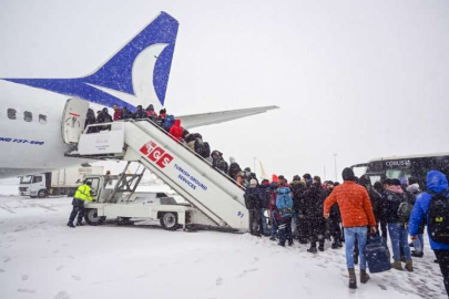 Sabiha Gökçen Havalimanı'ndan seferlerle 547 askeri personel deprem bölgesine gönderildi