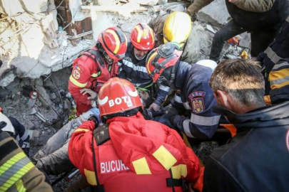 GÜNCELLEME - Hatay'da enkaz altında kalan kişi, 149'uncu saatte kurtarıldı