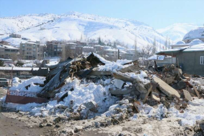 Kahramanmaraş'ın kırsal mahallelerinde yaralar sarılmaya çalışılıyor