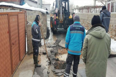 Kahramanmaraş'ın Afşin ilçesinde 943 görevli gece gündüz çalışıyor