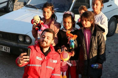 Genç Kızılay, depremzedelere 37 milyon öğün sıcak yemek ulaştırdı