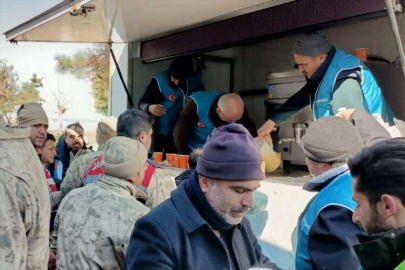 STK'lerin deprem bölgesindeki yardım seferberliği devam ediyor