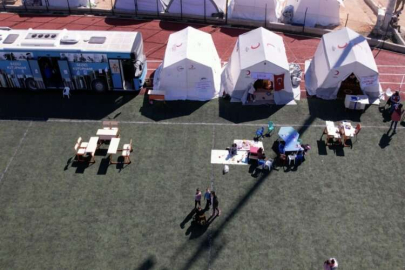 Pazarcıklı çocuklara çadır kentte gönüllü öğretmenlerden eğitim