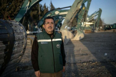 Tarım ve Orman Bakanlığı, Kahramanmaraş'ta enkazların kaldırılması için sahada