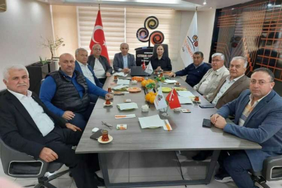 AK Parti'li Yılmaz, limon üreticileri ve sektör temsilcileriyle buluştu