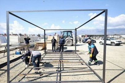 Aziziye Belediyesince Antakya'da kurulan konteyner kent ay sonunda tamamlanacak