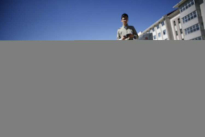 Antalya'da lise öğrencileri, dron ve mini tanktan arama robotu geliştirdi