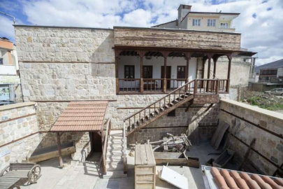 Kahramanmaraş Afşin'in 600 yıllık Ömer Ağa Konağı depremlerde ayakta kaldı