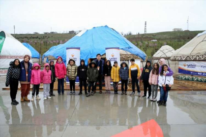 YETEV depremzede çocuklara hem eğitim hem moral veriyor