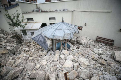 Antakya'da depremde tamamen yıkılan tarihi İhsaniye Camisi için arkeologlar devrede