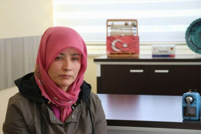 Burdur'da kaldığı yurtta işe başlatılan depremzede kadın afeti unutmaya çalışıyor