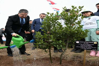 Osmaniye'de depremde hayatını kaybeden 1009 kişinin anısına fidan dikildi