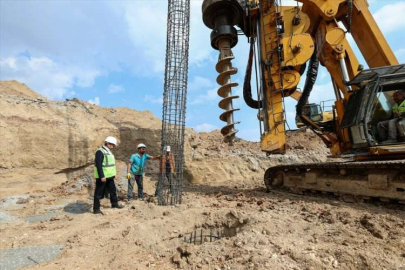 Yüreğir'deki kentsel dönüşüm projesinde temel atma çalışmaları başladı