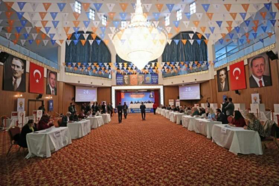 AK Parti, Adana'da temayül yoklaması yaptı