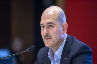 İçişleri Bakanı Soylu: "Türk polisi yakalar. İYİ Parti İl Başkanlığına isabet eden saldırı ile ilgili fail yakalandı.