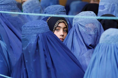 BM, kadın personel yasağı konusunda Taliban yetkilileriyle görüşecek