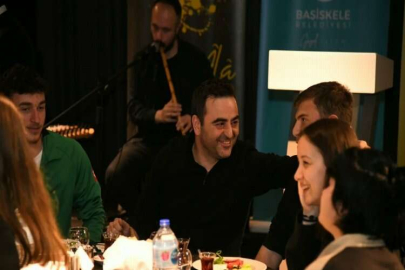 Gençler sahurda buluştu