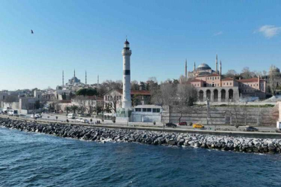 Ahırkapı Feneri yenilenen yüzüne kavuştu