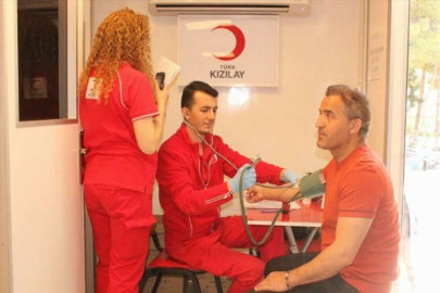 Adana'da "İyi ki Varsın Kan Dostum" kampanyası düzenlendi