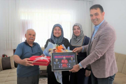 Silifke Belediye Başkanı Altunok'tan, uzay yolcusu Gezeravcı'nın ailesine ziyaret
